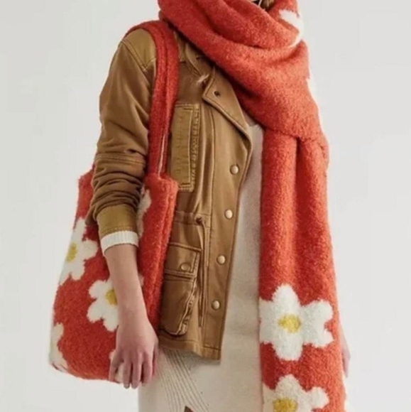 Free People Handbags - Free People Flower Power Scarf & Tote